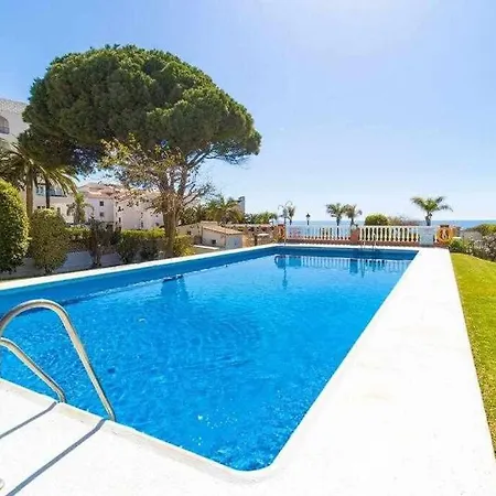 2 Bedroom In With Pool And Seaview Apartment Nerja