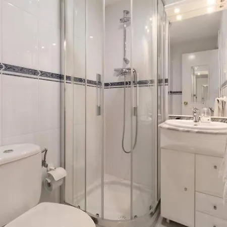 2 Bedroom In With Pool And Seaview Apartment Nerja